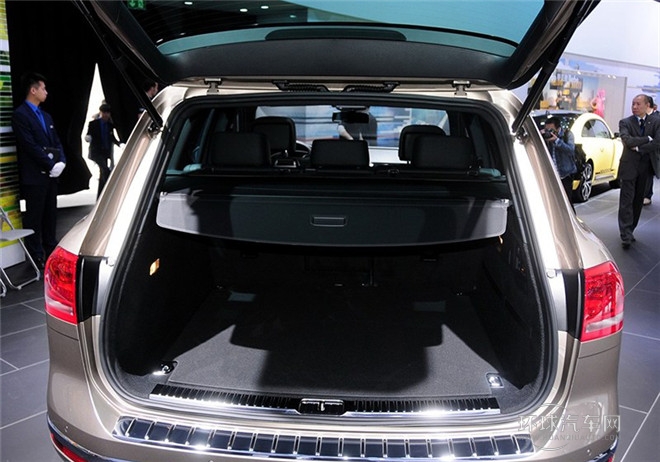 2015款 3.0TSI V6 耀銳限量版