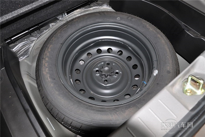 2015款 1.5L 手動(dòng)電商版