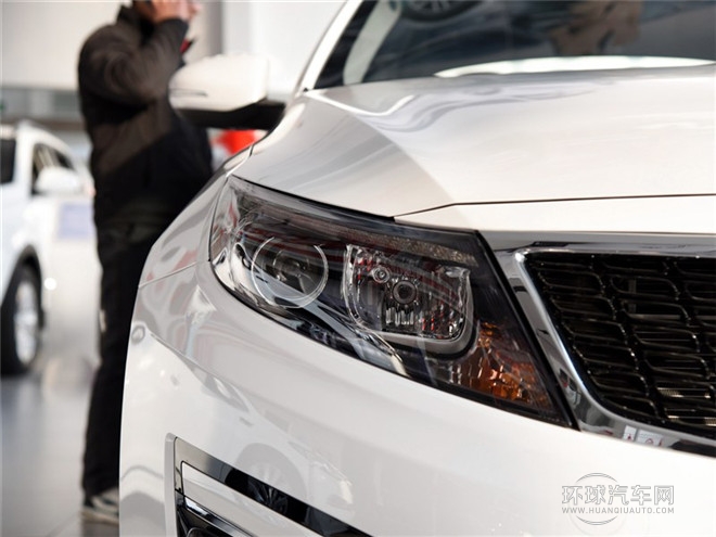 2015款 2.0L 自動LUX