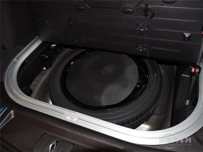 2015款 3.0L 領先型