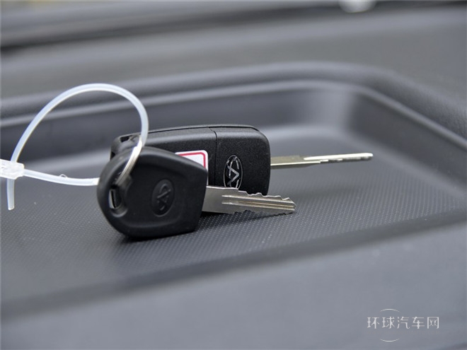 2015款 1.5L 手動豪華型