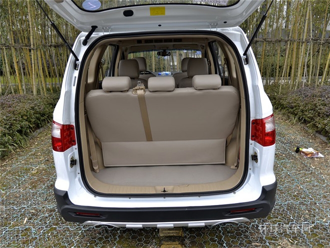 2015款 1.5L 手動(dòng)豪華型