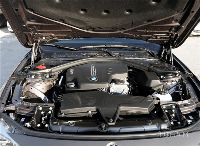 2015款 320i 領(lǐng)先型