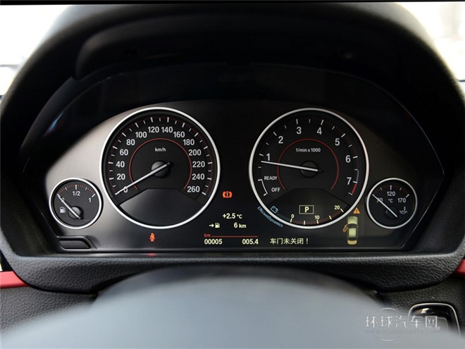 2015款 320i 設計套裝型