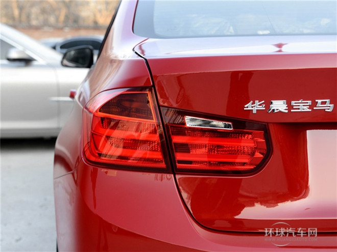 2015款 320i 設計套裝型