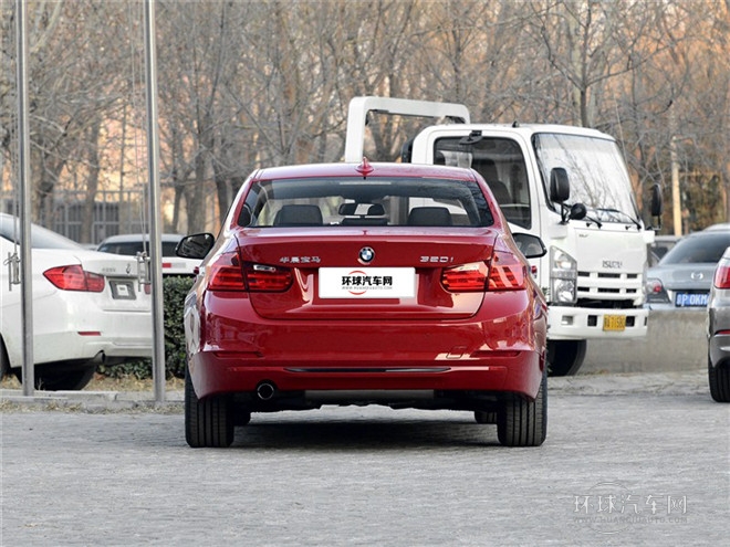 2015款 320i 設計套裝型