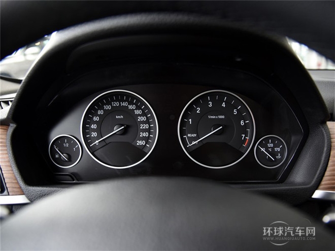 2015款 335i 設(shè)計(jì)套裝型