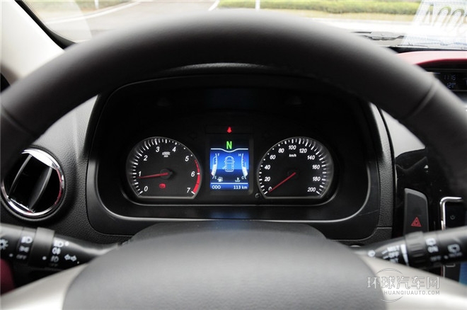 2015款 1.5L 自動豪華型