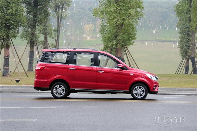 2015款 1.5L 自動(dòng)豪華型