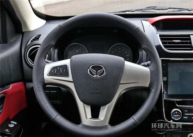 2015款 1.5L 自動舒適型