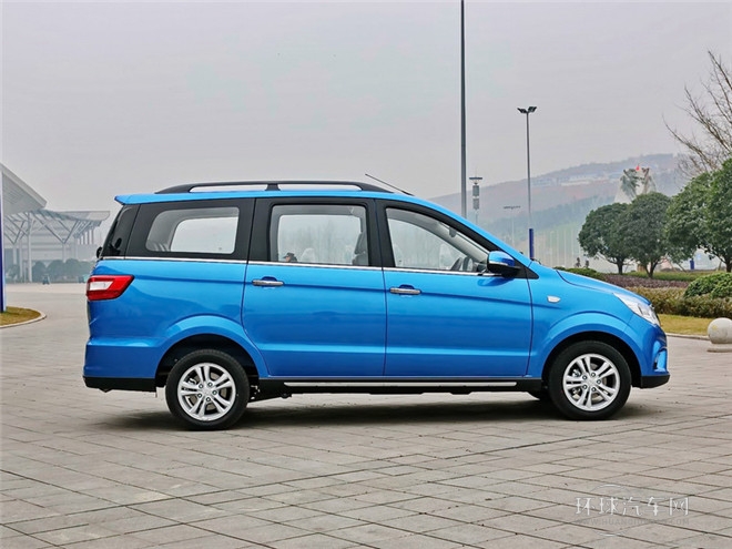 2015款 1.5L 自動舒適型