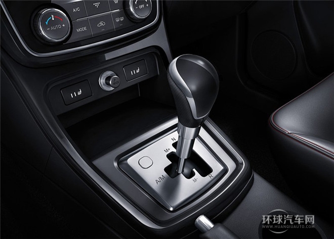 2015款 1.5L 自動尊貴型