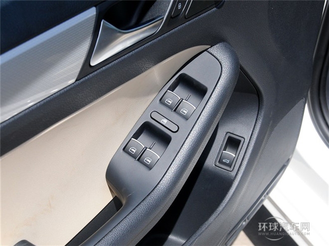 2015款 1.6L 手動領先型