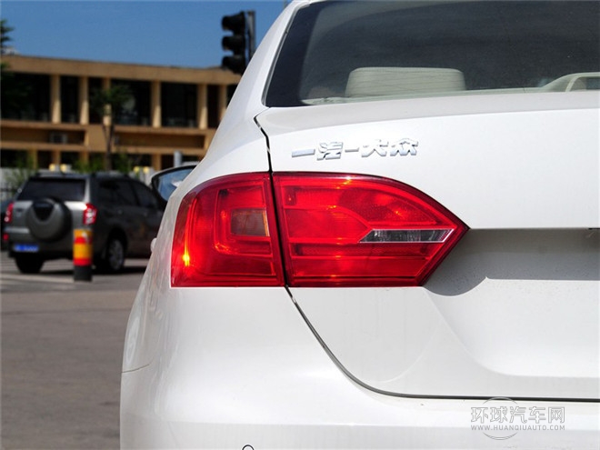 2015款 1.6L 自動領先型