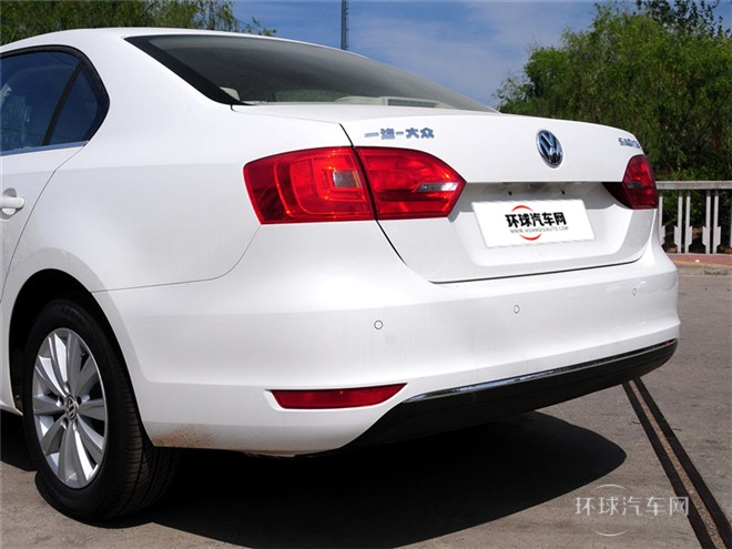 2015款 1.6L 自動領先型