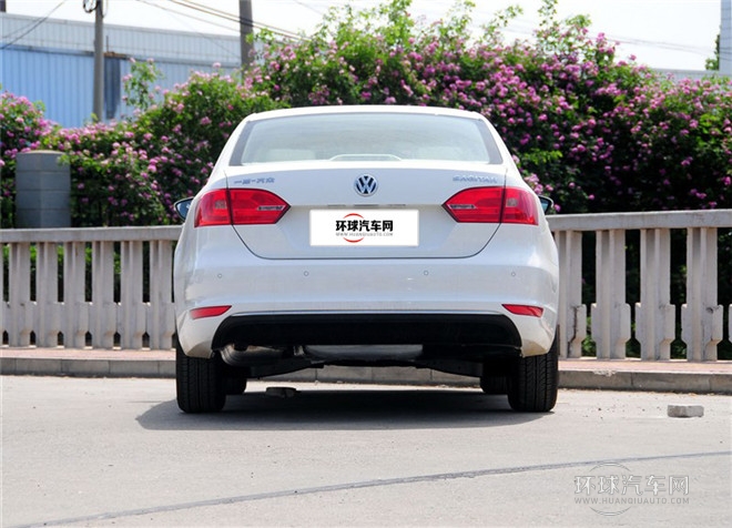 2015款 1.6L 自動領先型