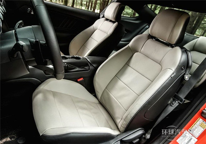 2015款 5.0L GT 運(yùn)動(dòng)版