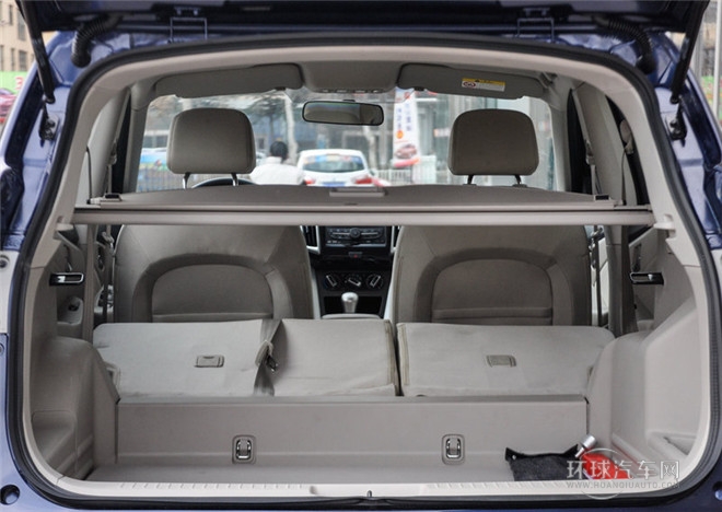 2015款 2.0L 手動睿趣版