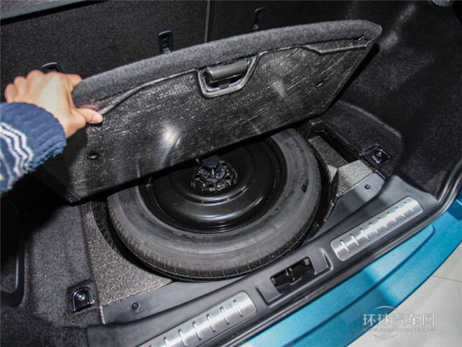 2015款 2.0T 五門致享版