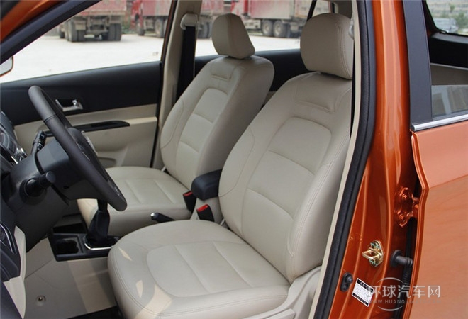 2015款 1.5L CVT致豪版