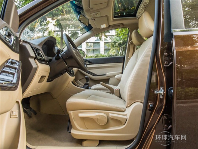 2015款 1.8L 手動豪華導航ESP版 7座