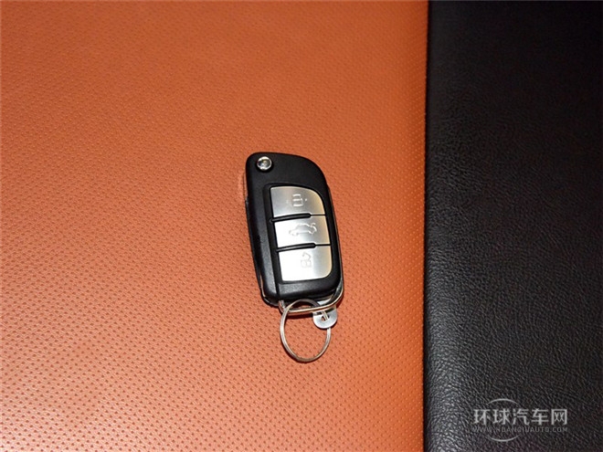 2015款 1.5L 手動豪華智能尊享版