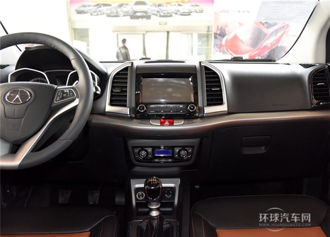 2015款 1.5L 手動豪華智能尊享版