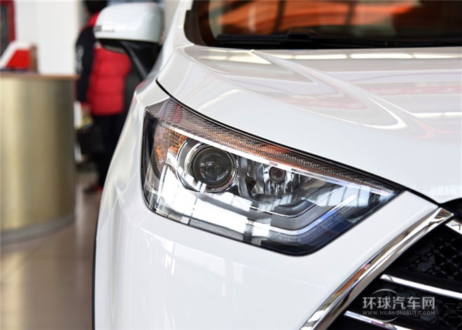 2015款 1.5L 手動(dòng)豪華智能尊享版