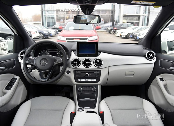 2015款 B 200 動感型