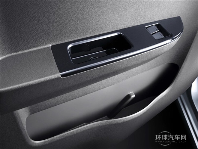 2015款 1.2L標(biāo)準(zhǔn)型