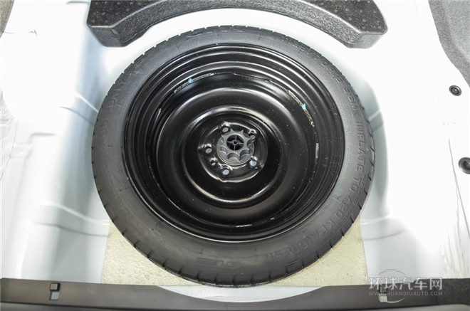 2015款 1.5L 手動夠惠版