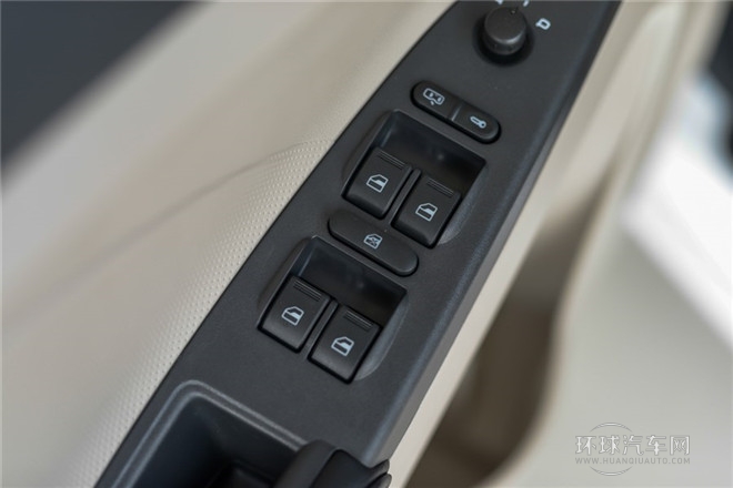 2015款 1.5L 手動(dòng)夠惠版