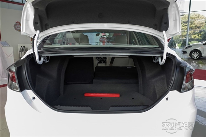 2015款 1.5L 手動夠惠版