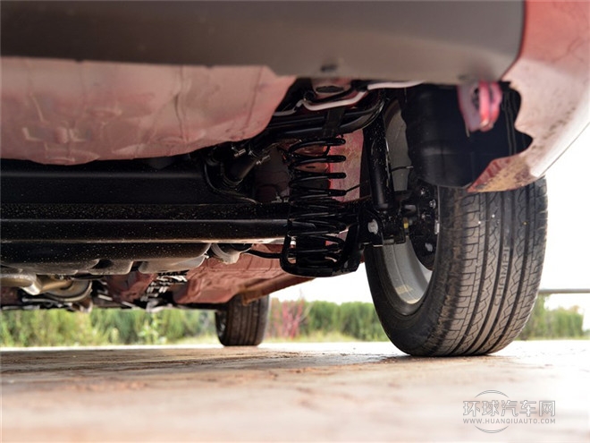 2015款 1.5L 手動夠炫版