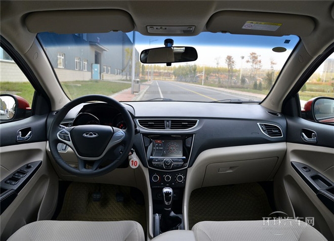 2015款 1.5L 手動夠炫版