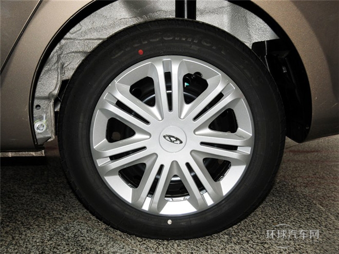 2015款 1.5L 手動(dòng)夠真版