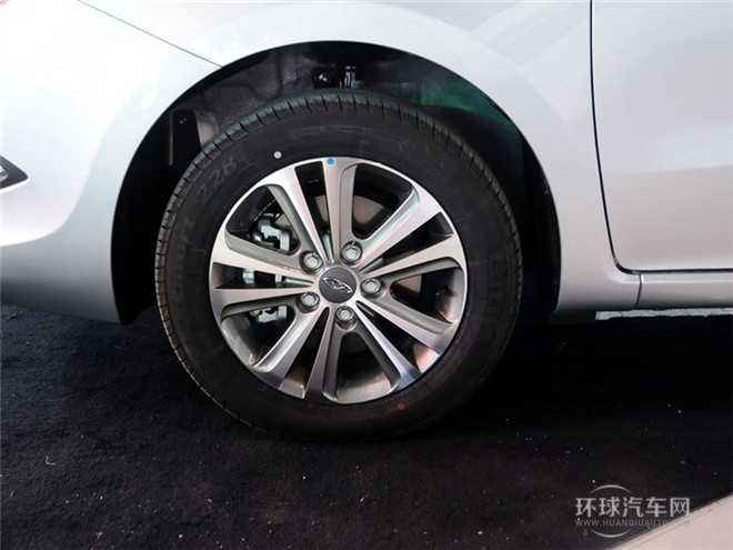 2015款 1.5L 自動(dòng)夠炫版