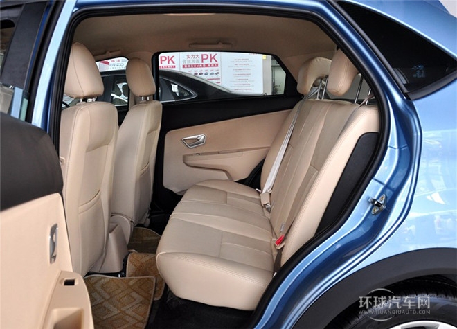 2014款 兩廂 1.5L 手動新青年版