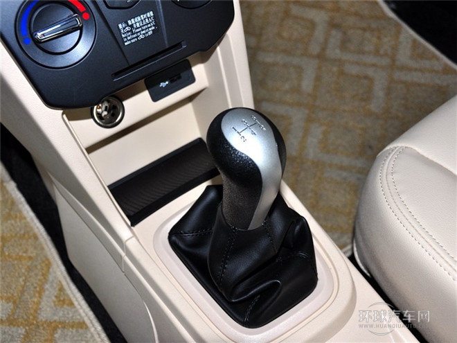 2014款 兩廂 1.5L 手動新青年版