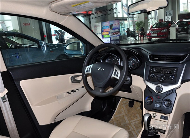 2014款 兩廂 1.5L 手動(dòng)新青年版