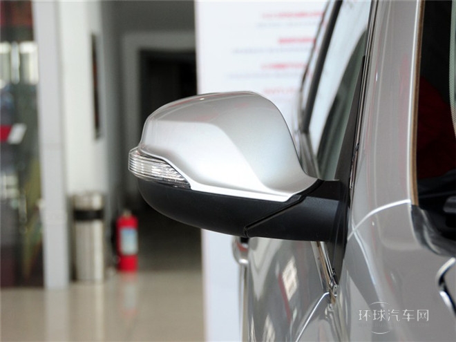 2014款 2.0L 手動智云版