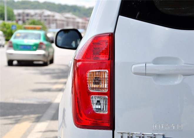 2014款 1.6L CVT風(fēng)尚版