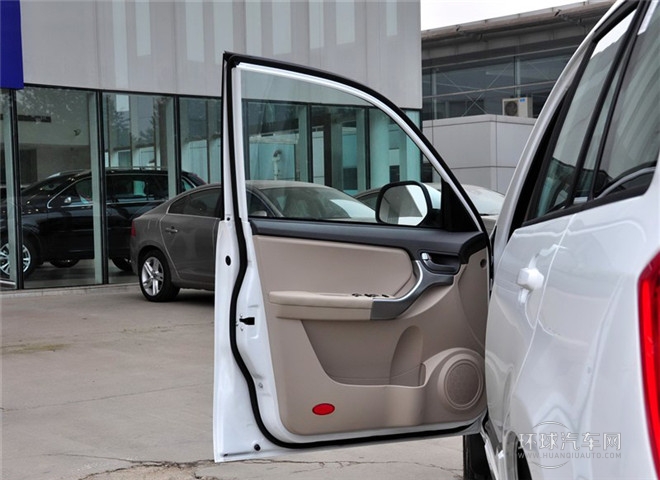 2014款 1.6L 手動(dòng)風(fēng)尚版