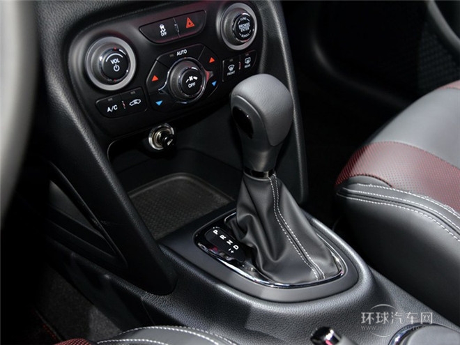 2015款 1.4T 自動夜型者版