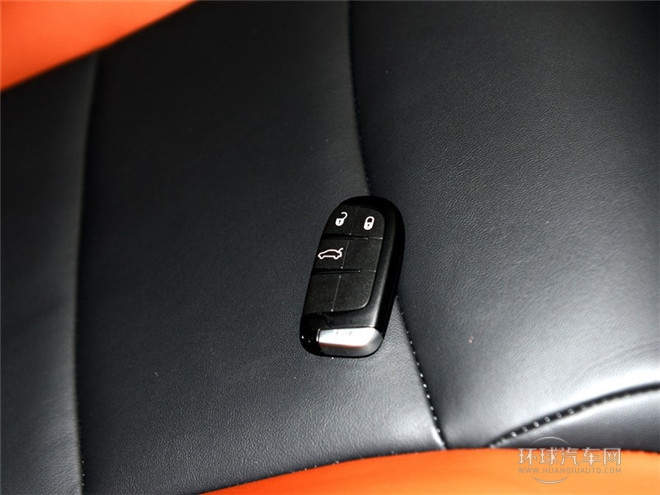 2015款 1.4T 自動夜型者版