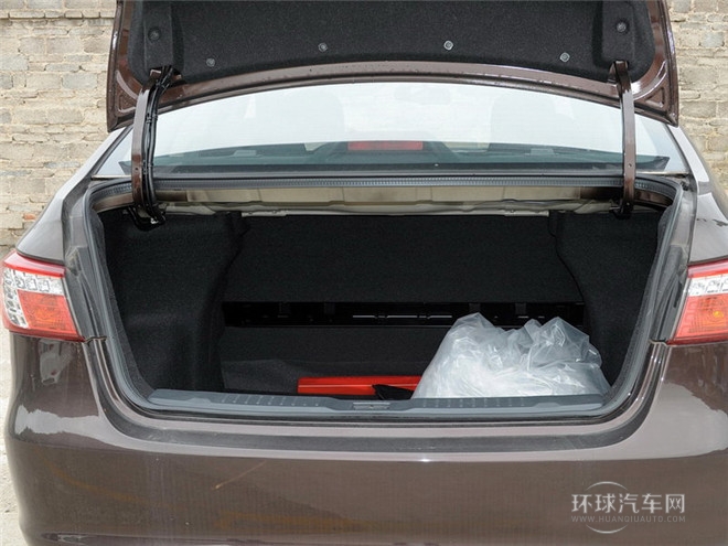 2014款 榮耀導航版 1.8T 自動旗艦型