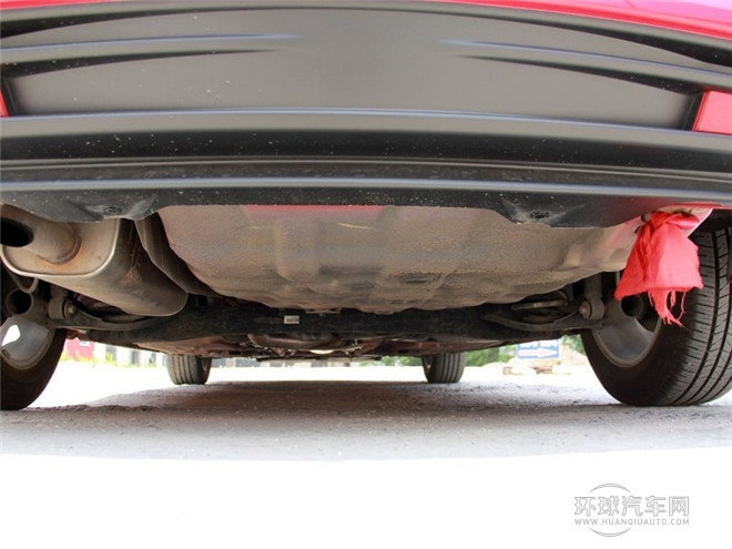 2014款 榮耀導航版 1.8T 自動尊貴型