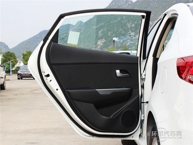 2015款 三廂 1.4L MT GLS