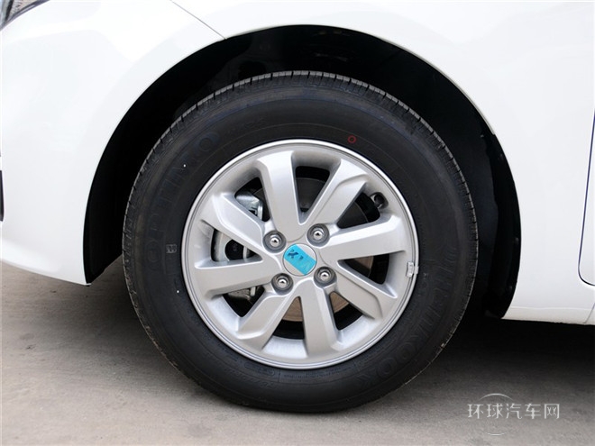 2015款 三廂 1.4L MT TOP