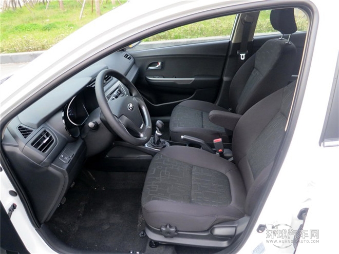 2015款 三廂 1.4L MT TOP